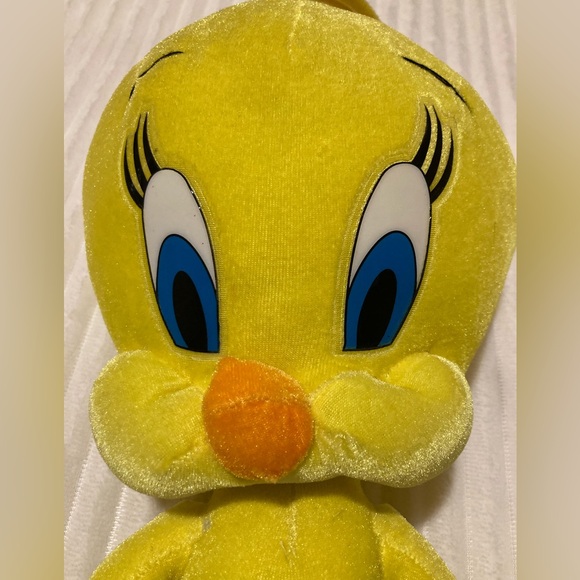 Tweety Bird Plush Toy - Picture 3 of 4